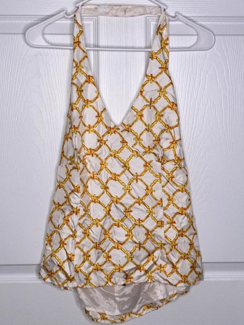 New Silk Sleeveless V-Neck Cream Tank with Yellow Chain Print Women’s 10